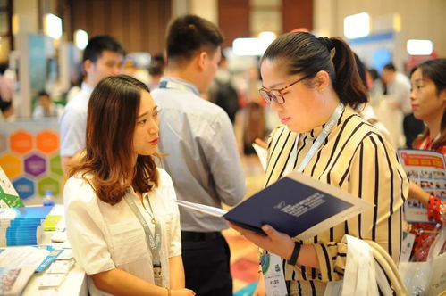 2018 HROOT中國(guó)人力資源服務(wù)展上海站盛況空前 百家人力資源服務(wù)機(jī)構(gòu)亮相，萬(wàn)名HR齊聚一堂